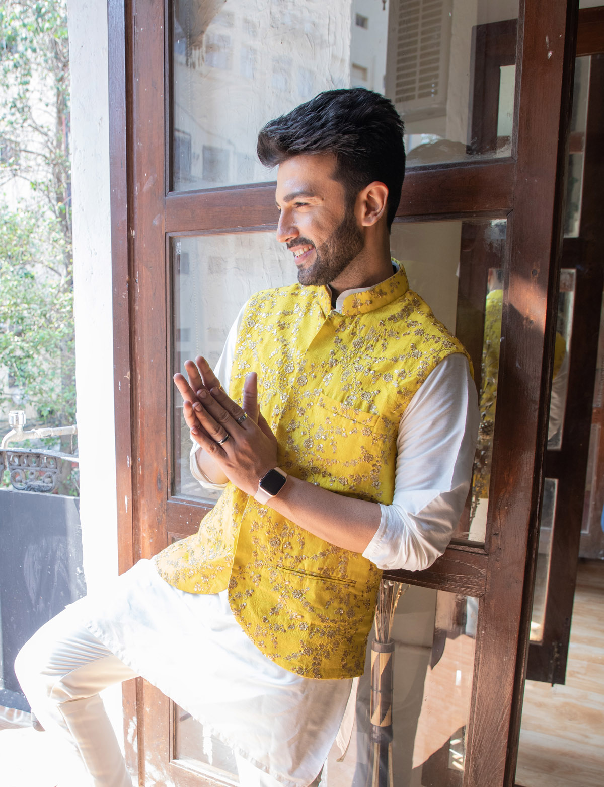 5 Most Attractive Traditional Kurta Pajama Designs for Men to Style in  Different Occasions | KALKI Fashion Blogs